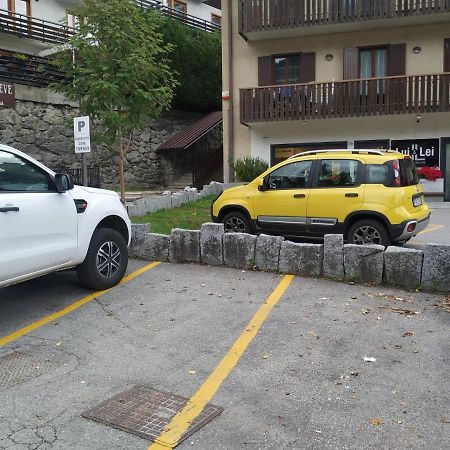 La Mansarda Di Emma Pinzolo Exterior foto